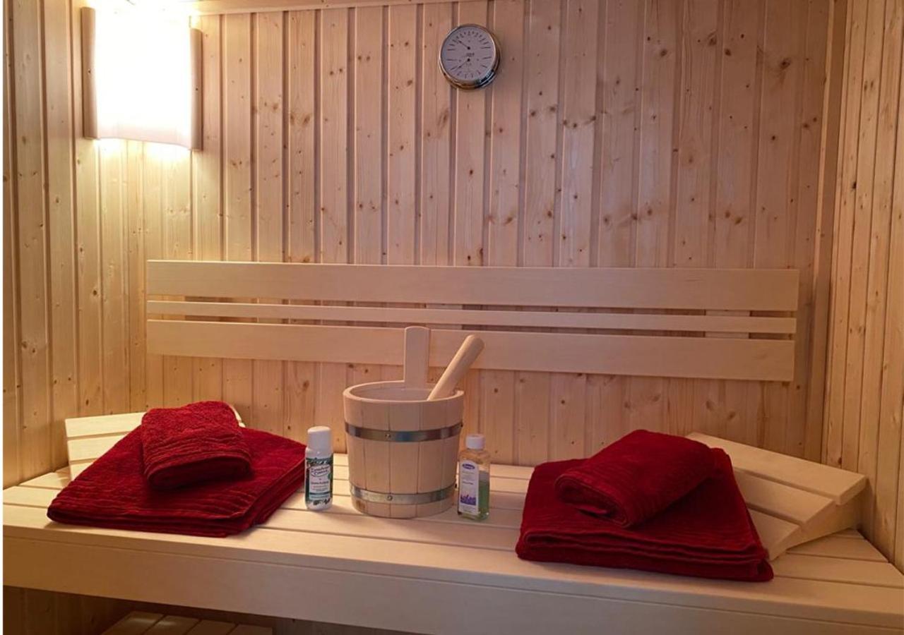 Modernes Reetdach-Ostseeferienhaus Bella Mare, Insel Usedom Mit Sauna, Kamin & Sonnenterrasse Zirchow Ngoại thất bức ảnh