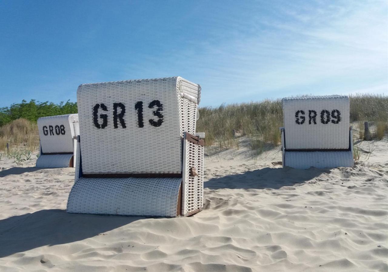 Modernes Reetdach-Ostseeferienhaus Bella Mare, Insel Usedom Mit Sauna, Kamin & Sonnenterrasse Zirchow Ngoại thất bức ảnh