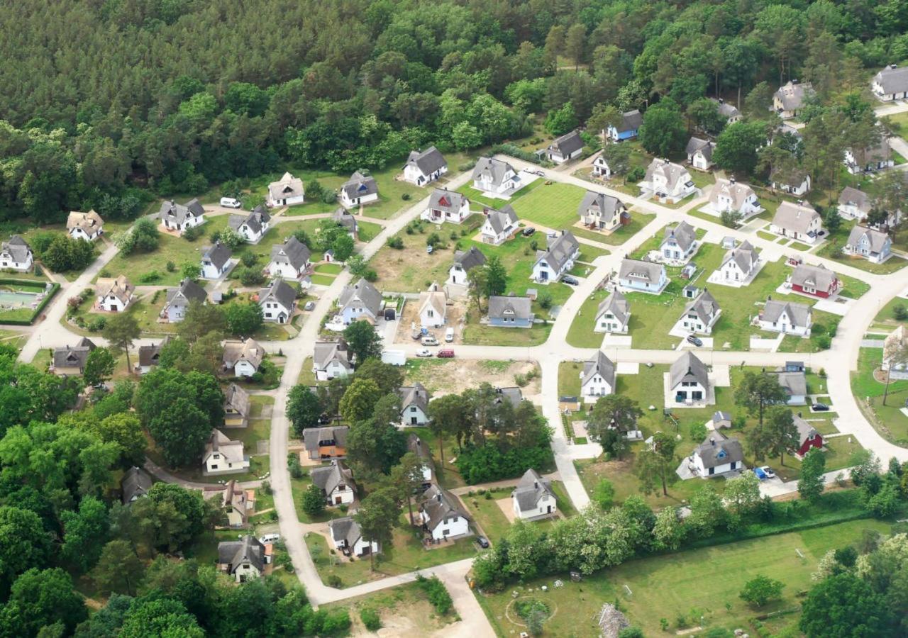 Modernes Reetdach-Ostseeferienhaus Bella Mare, Insel Usedom Mit Sauna, Kamin & Sonnenterrasse Zirchow Ngoại thất bức ảnh